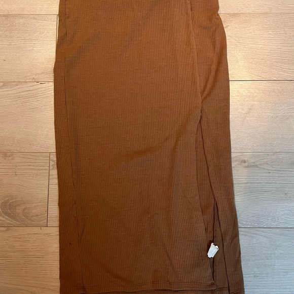 Garage Slit Midi Skirt - Size S - Picture 2 of 3